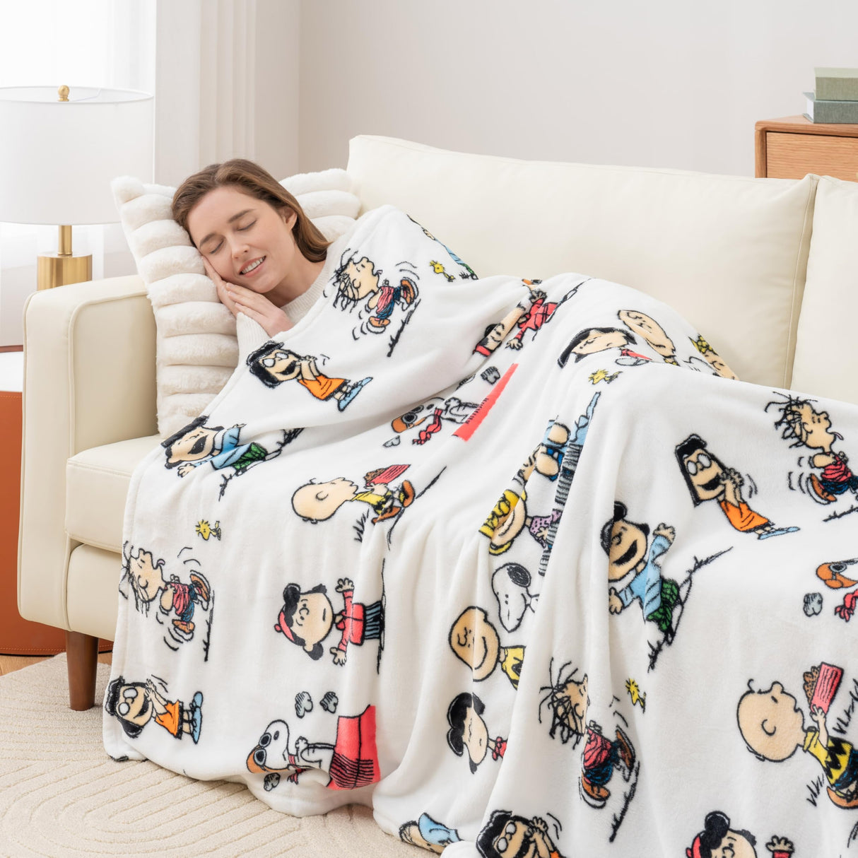 Berkshire VelvetLoft Peanuts Snoopy Cute Character Plush Throw Blanket, Peanuts Gang, Throw (55" x 70") Berkshire Blanket