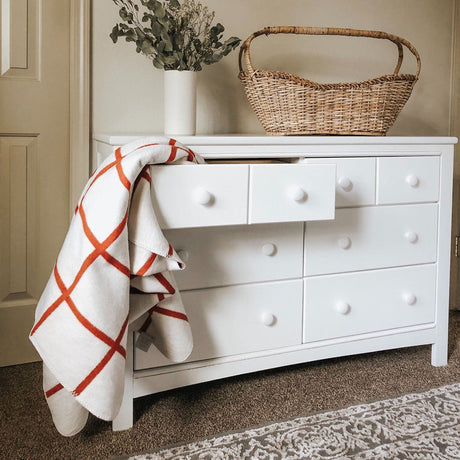 Graco Benton 6 Drawer Double Dresser (White) – Easy New Assembly Process, Universal Design, Durable Steel Hardware and Euro-Glide Drawers with Safety Stops, Coordinates with Any Nursery Graco