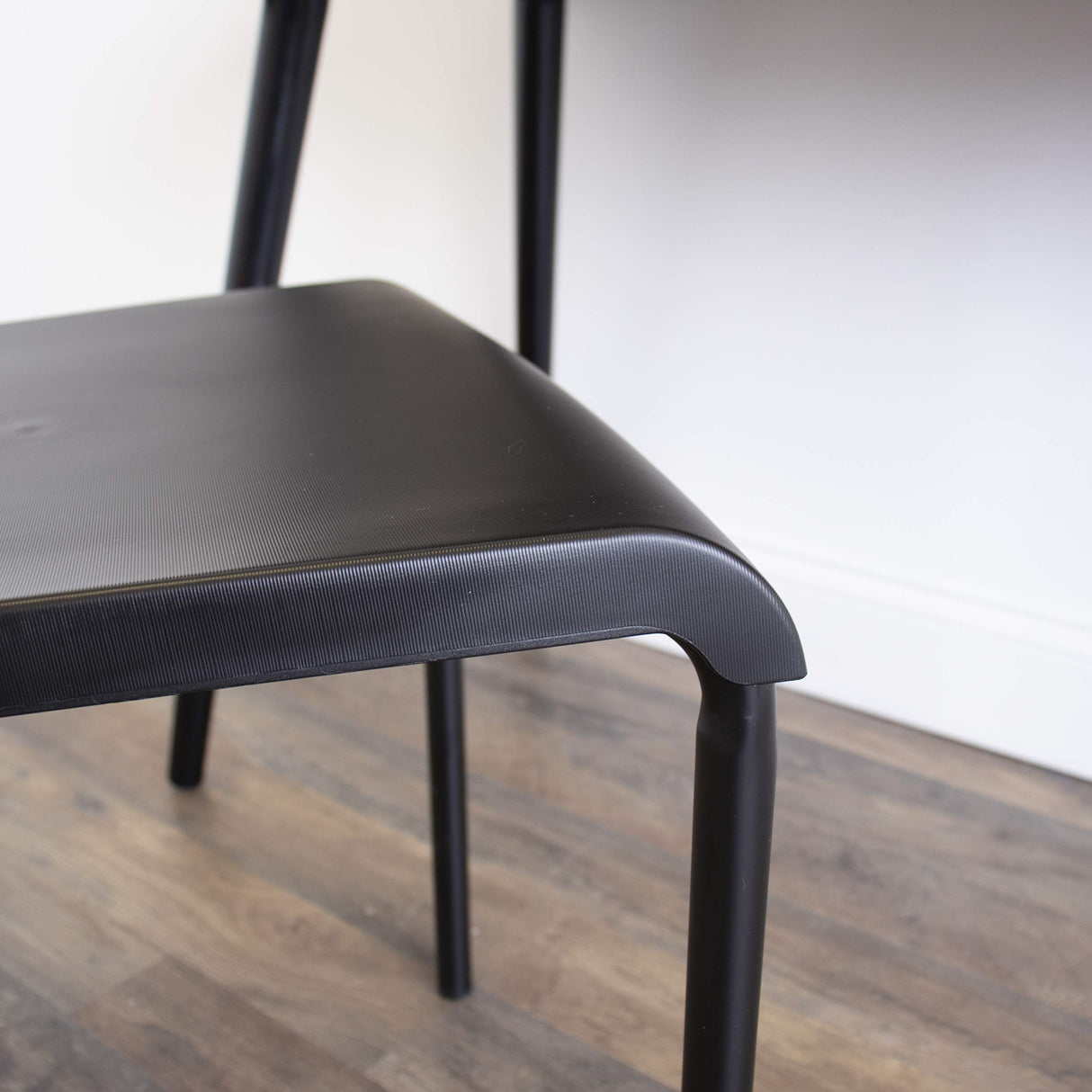 Lucky Theory Humble Crew Lightweight Desk Chair, Black 19D x 16W x 30H in Humble Crew