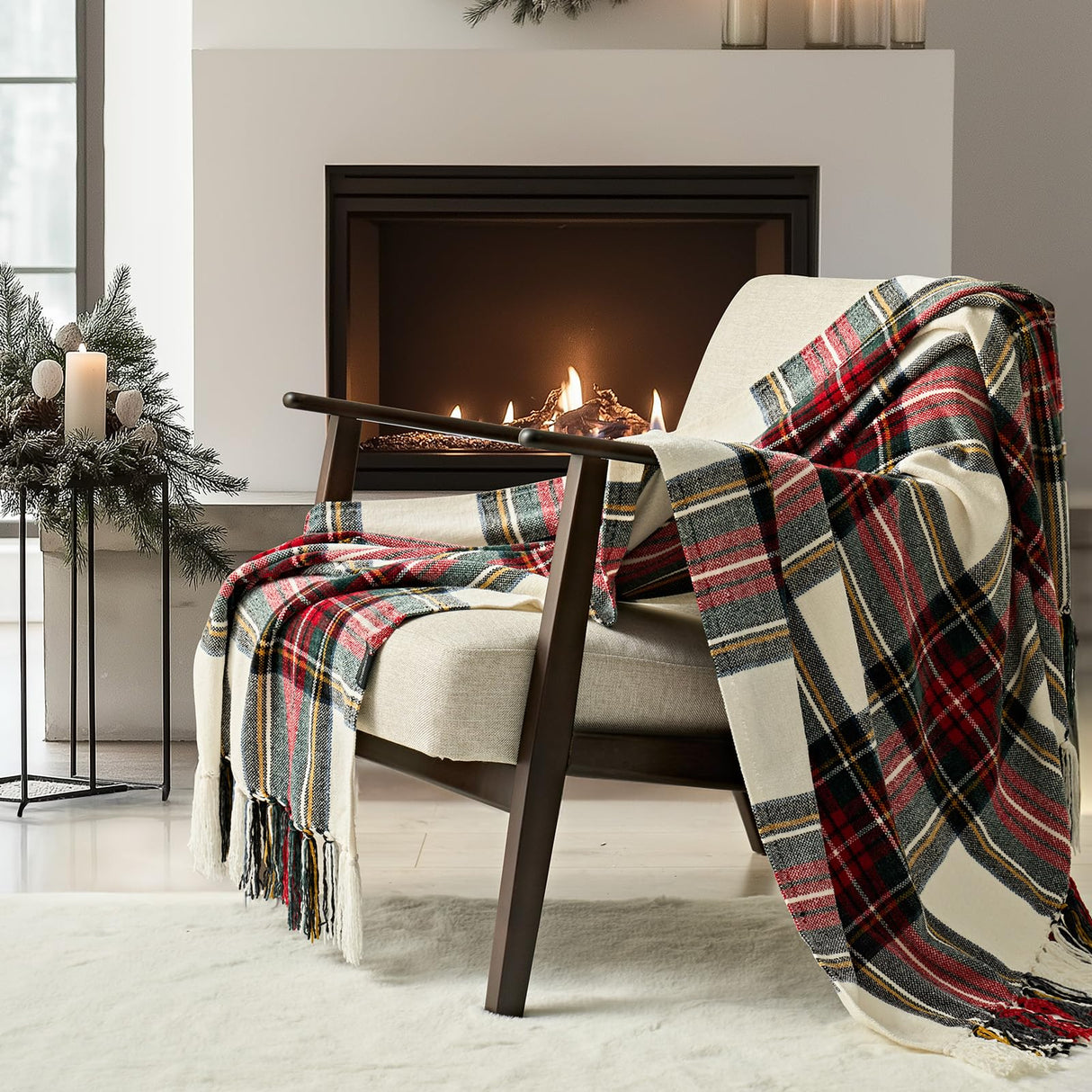 EVERGRACE Stewart Christmas Plaid Chenille Throw Blanket for Couch, Super Soft Cozy Tartan Checkered Throw Blanket with Tassels, Lightweight Plush Chenille Knit Throw for Christmas Decor, 50”x60” EVERGRACE