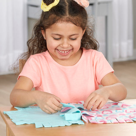 Melissa & Doug Fleece Quilt No-Sew Craft Kit, Multi Melissa & Doug