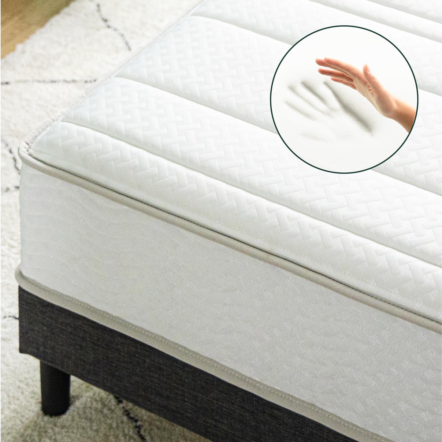 ZINUS 10 Inch Foam and Spring Hybrid Mattress [New Version], Queen, Fiberglass Free, Medium Firmness, Durable Support, Certified Safe Foams & Fabric, Mattress in A Box