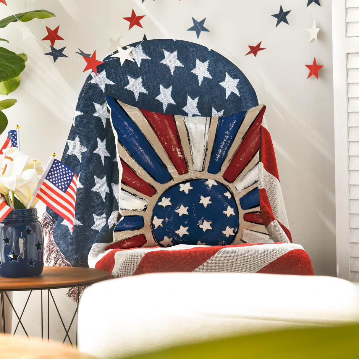 AVOIN colorlife Let Freedom Ring Stars Fireworks Red White Flower Throw Pillow Covers, 18 x 18 Inch 4th of July Patriotic Independence Memorial Day USA Flag Cushion Case for Sofa Couch Set of 4 AVOIN colorlife