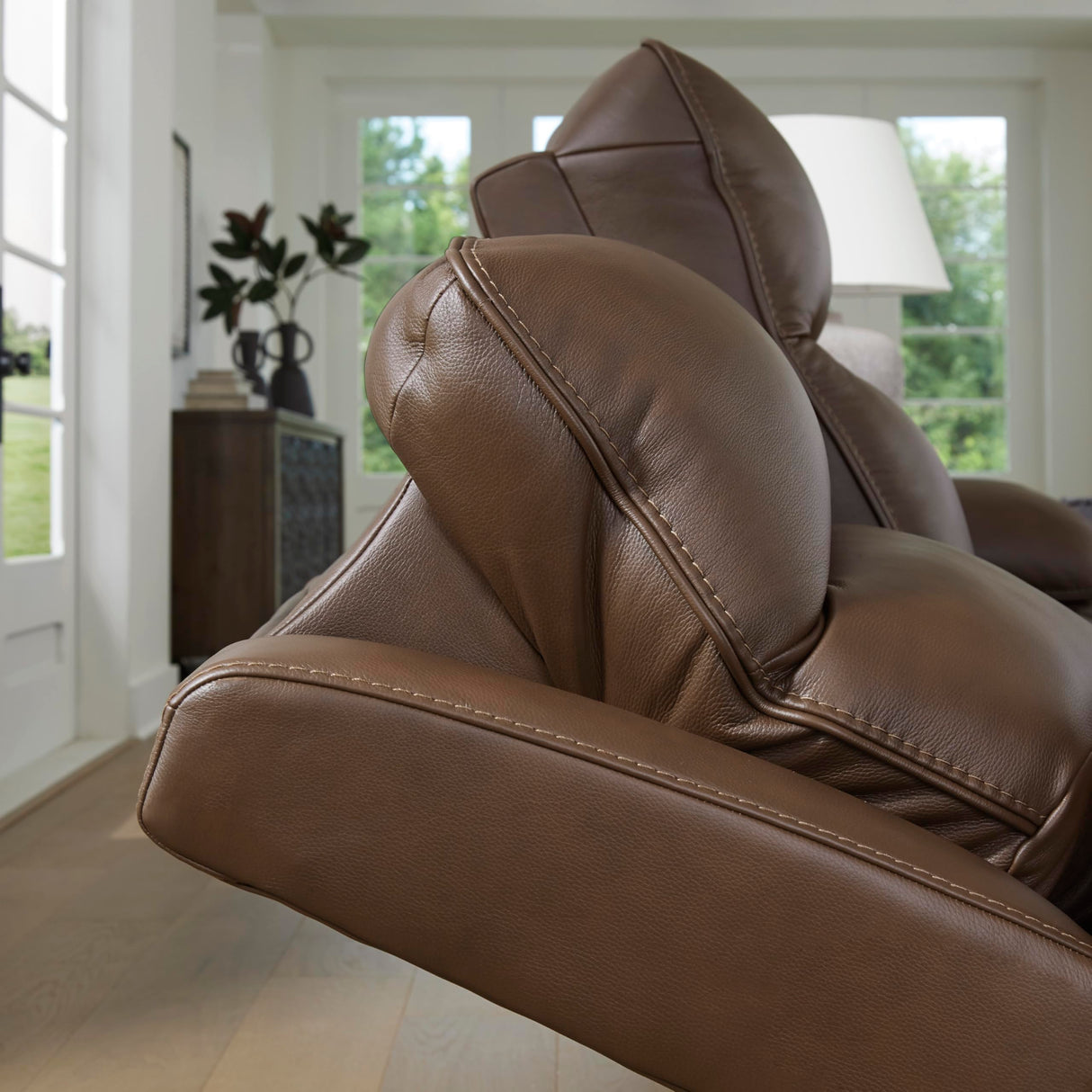 Signature Design by Ashley VonRyan Modern Zero Gravity Leather Match Power Recliner with Adjustable Headrest and USB Ports, Dark Brown Signature Design by Ashley