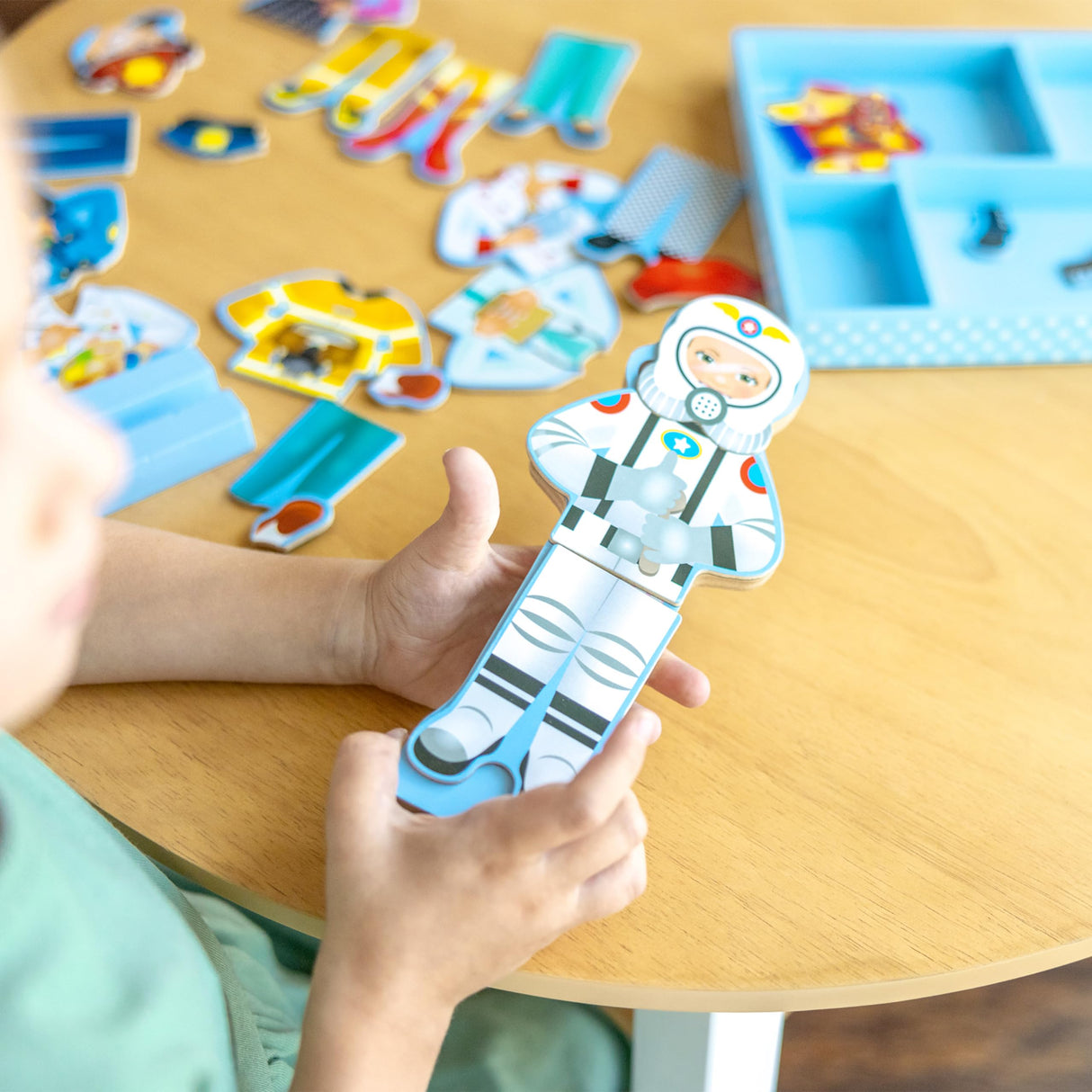 Melissa & Doug Julia Magnetic Dress-Up Wooden Doll Pretend Play Set (25+ pcs) Melissa & Doug