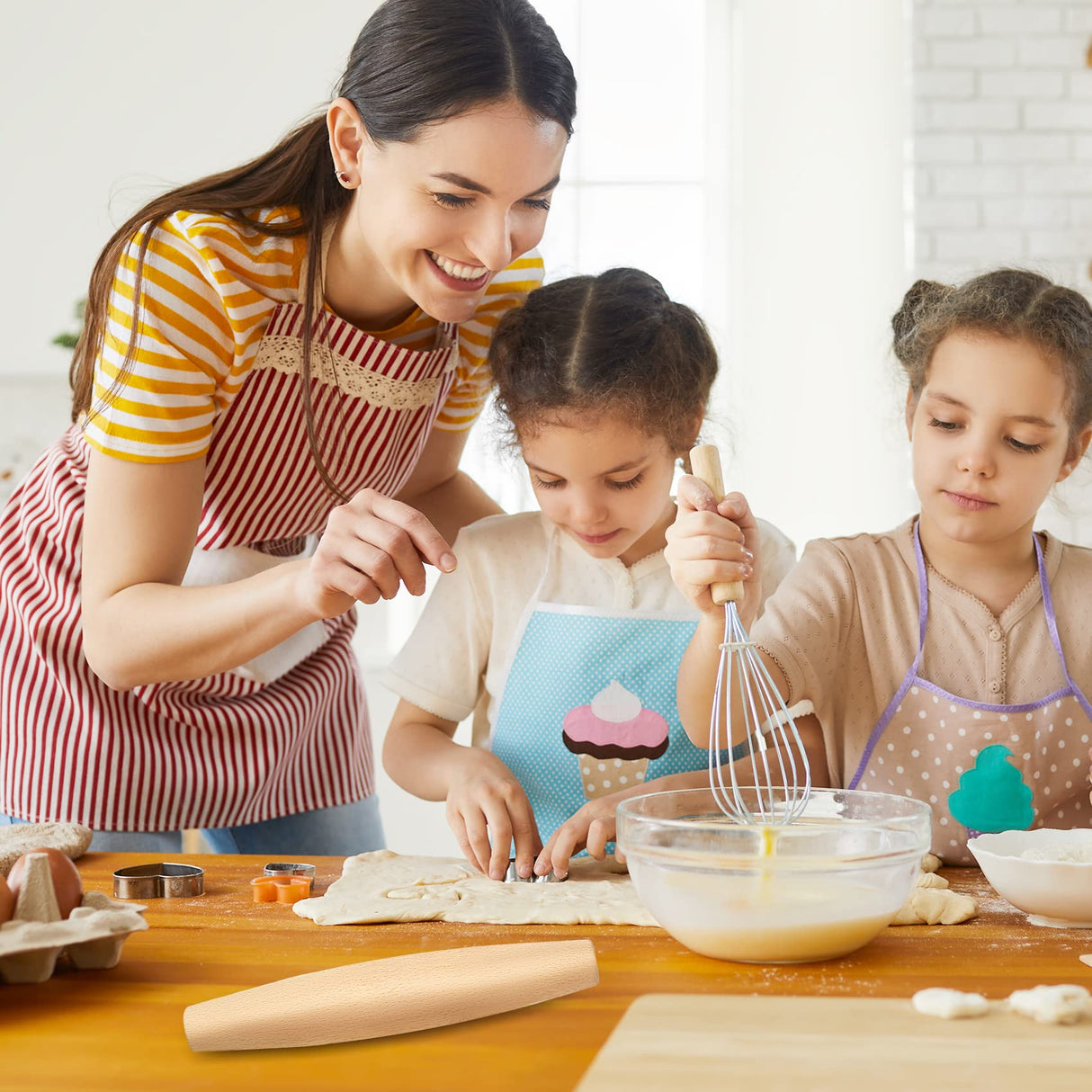 French Rolling Pin for Baking - Tuyotue 7.9 Inches Beech Wood Tapered Rolling Pin Dough Roller for Pizza Dough, Pie Crust Cookie Fondant Dumpling Tuyotue