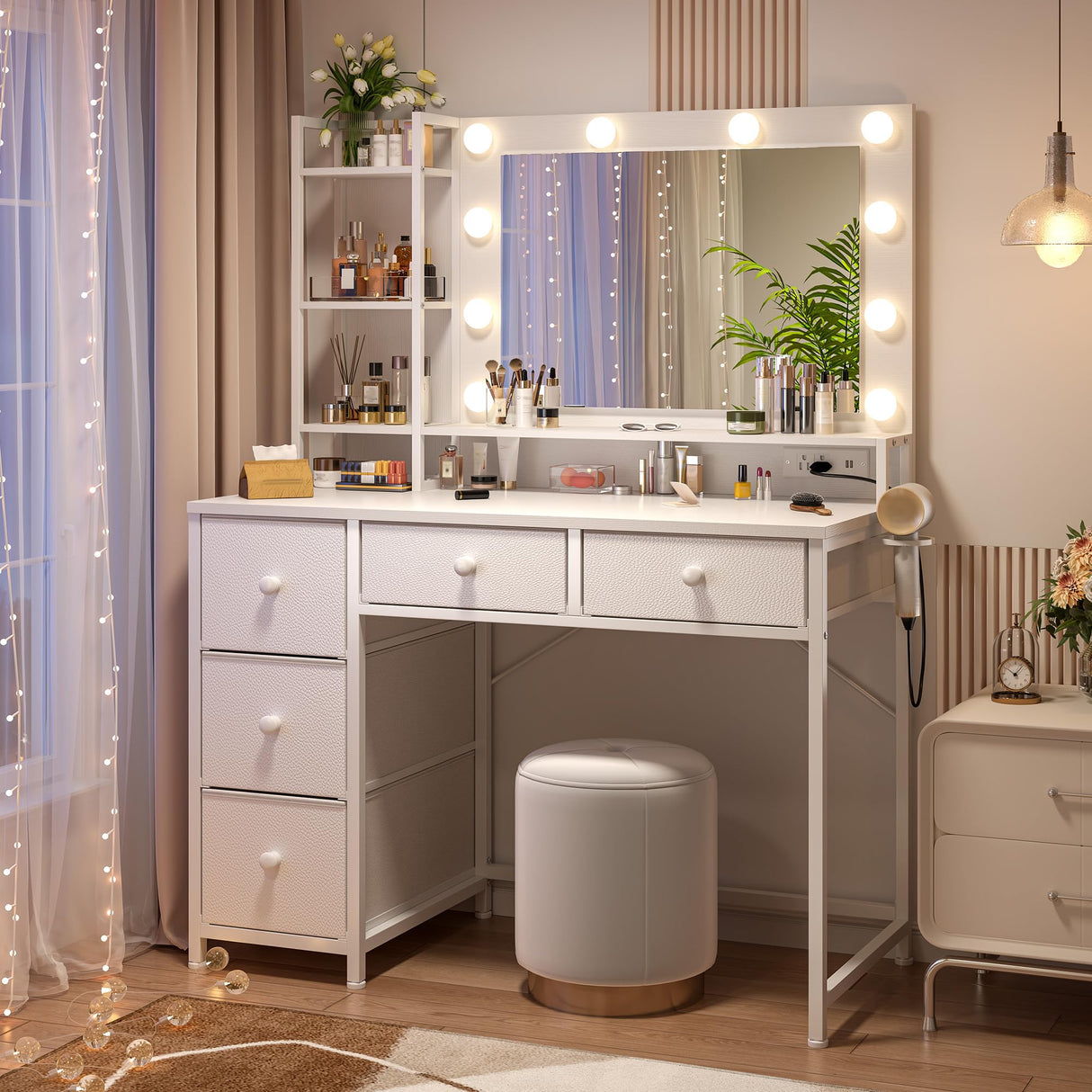 EnHomee White Vanity Desk with Mirror and Lights, Vanity Desk with 5 Fabric Drawers & Power Outlet, 3 Lighting Modes Adjustable Brightness, Bedroom Dressing Table, White EnHomee