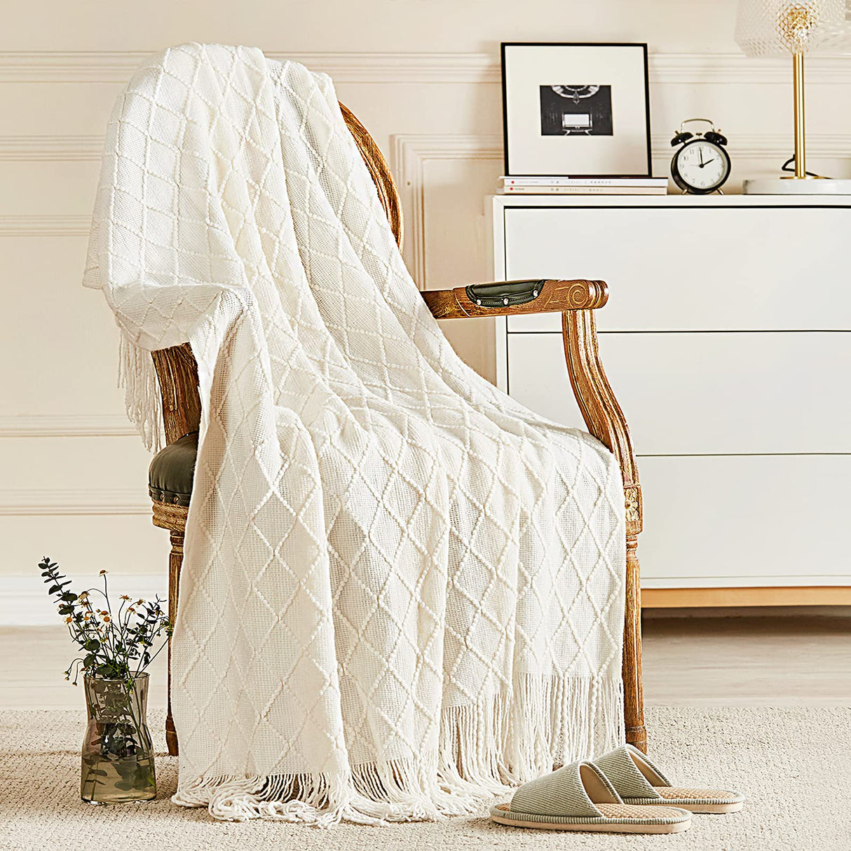 inhand Knitted Throw Blanket for Couch and Bed, Soft Living Room Home Decor Knitted Blanket with Tassel, Outdoor Lightweight Breathable Summer Blanket, Farmhouse Warm Woven Decorative, 50"x60" inhand