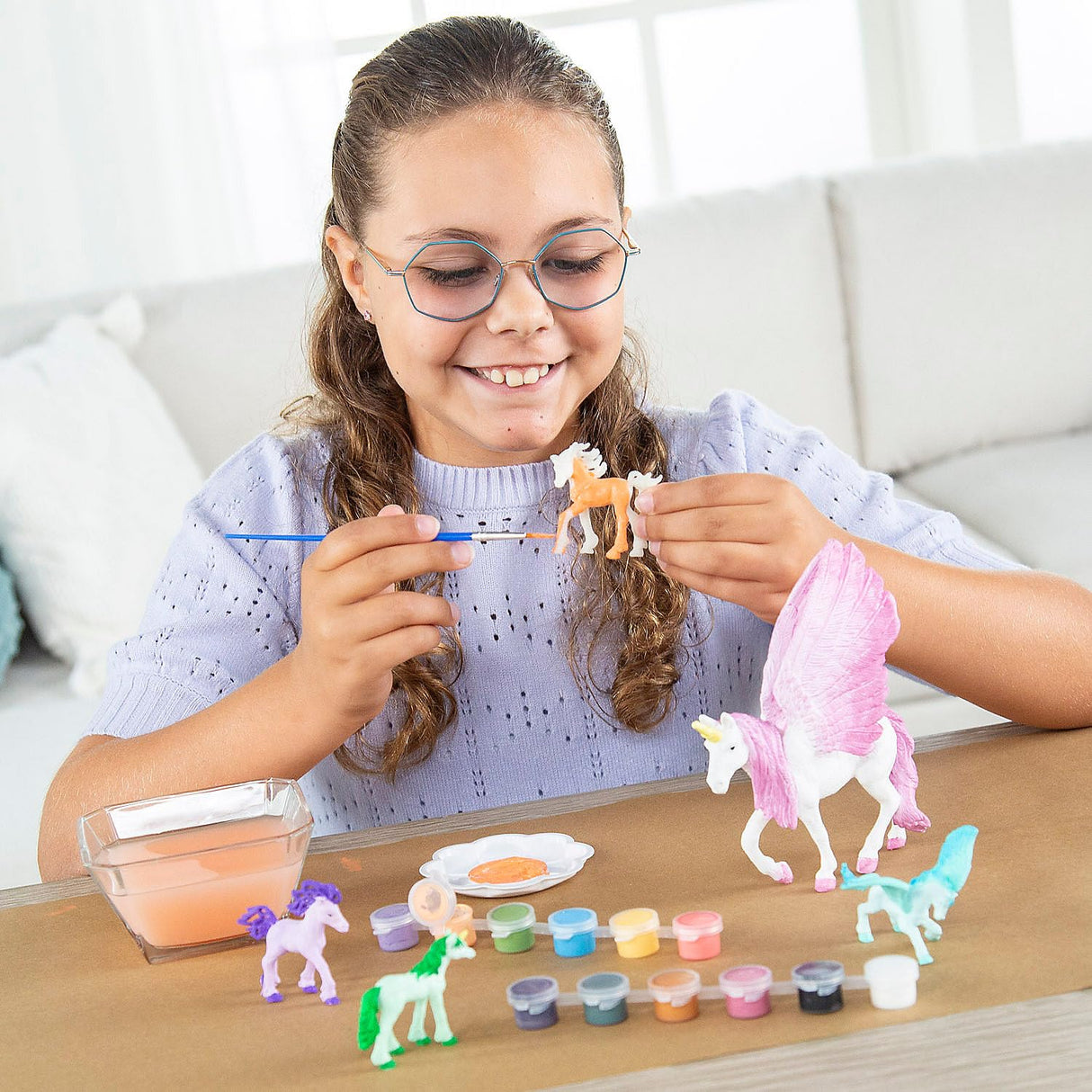Fun Express DIY Unicorn Scultpure Painting Kit, All in One Kids Craft Kit, Birthday and Everday Gifts, Great for Creative Acitivity for Home and School Fun Express