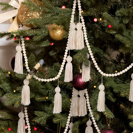 Janinka Christmas Bead Tassel Garland 9.8ft Wooden Boho Beads Garland Neutral Christmas Decor Wall Hangings Rustic Farmhouse Home Decor for Christmas Tree Decorative Supplies(Classic Color) Janinka
