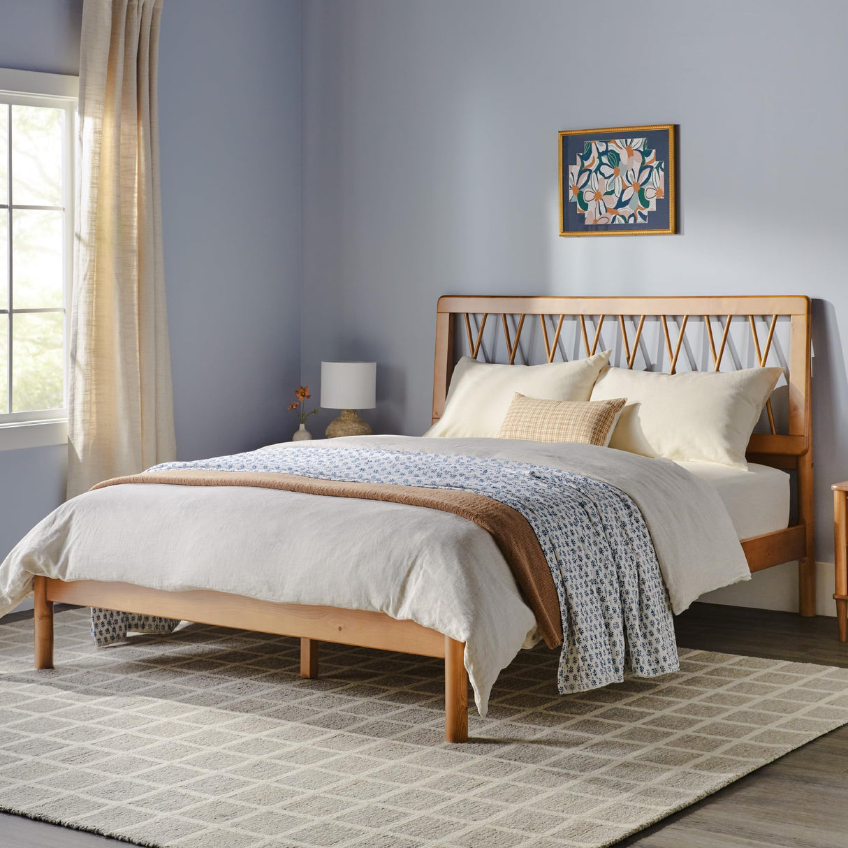 Walker Edison Queen Transitional Geometric X Pattern Headboard Solid Wood Bed, Queen Size, Caramel Walker Edison