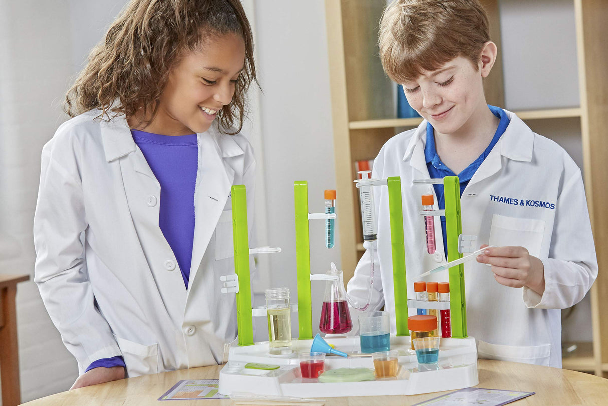Thames & Kosmos Ooze Labs Chemistry Station Science Experiment Kit, 20 Non-Hazardous Experiments Including Safe Slime, Chromatography, Acids, Bases & More, Multi-Color Thames & Kosmos