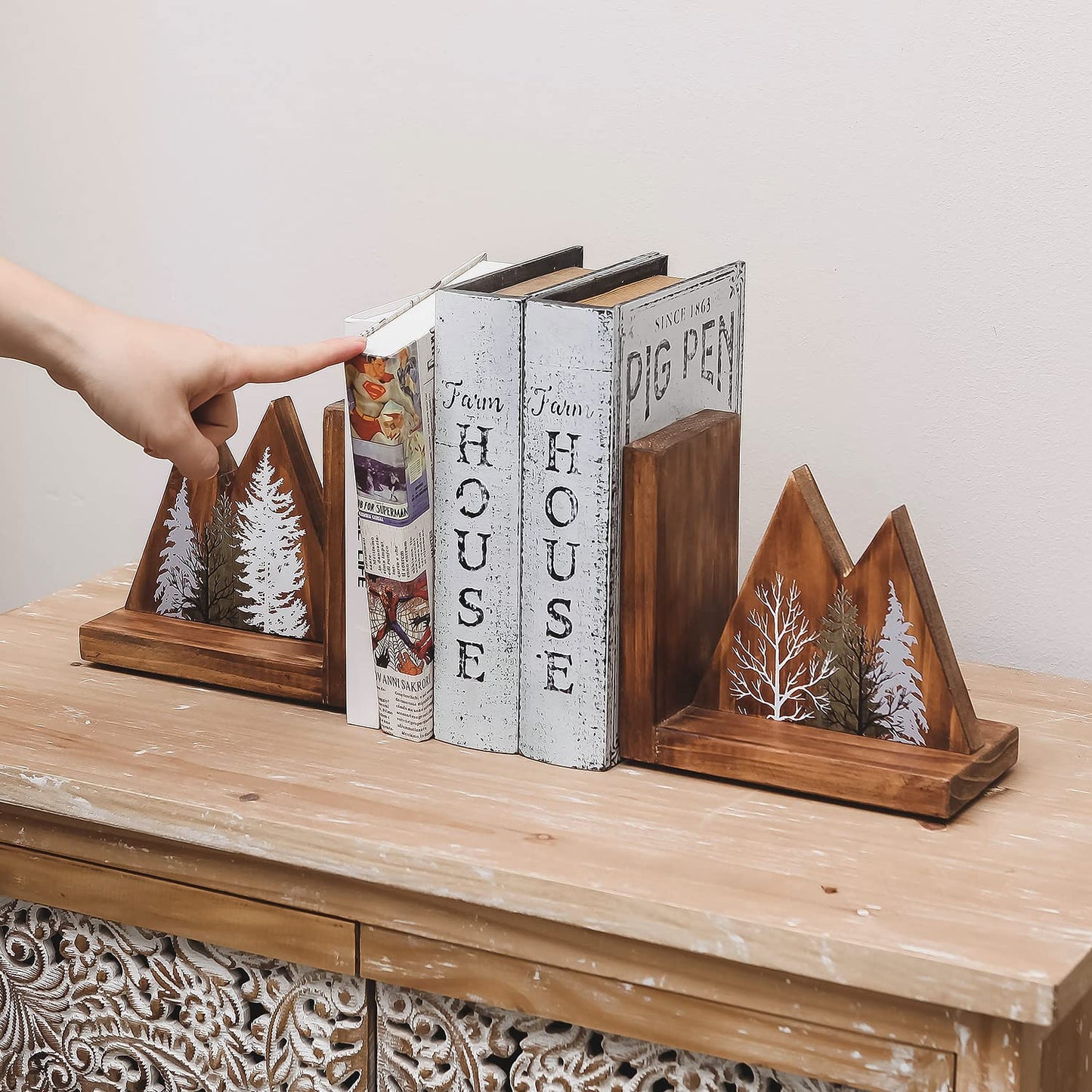 NIKKY HOME Heavy Duty Non Slip Rustic Woodland Mountain Wood Bookend Forest Book Ends Book Stoppers for Cabin Decor Home and Office Shelves Children