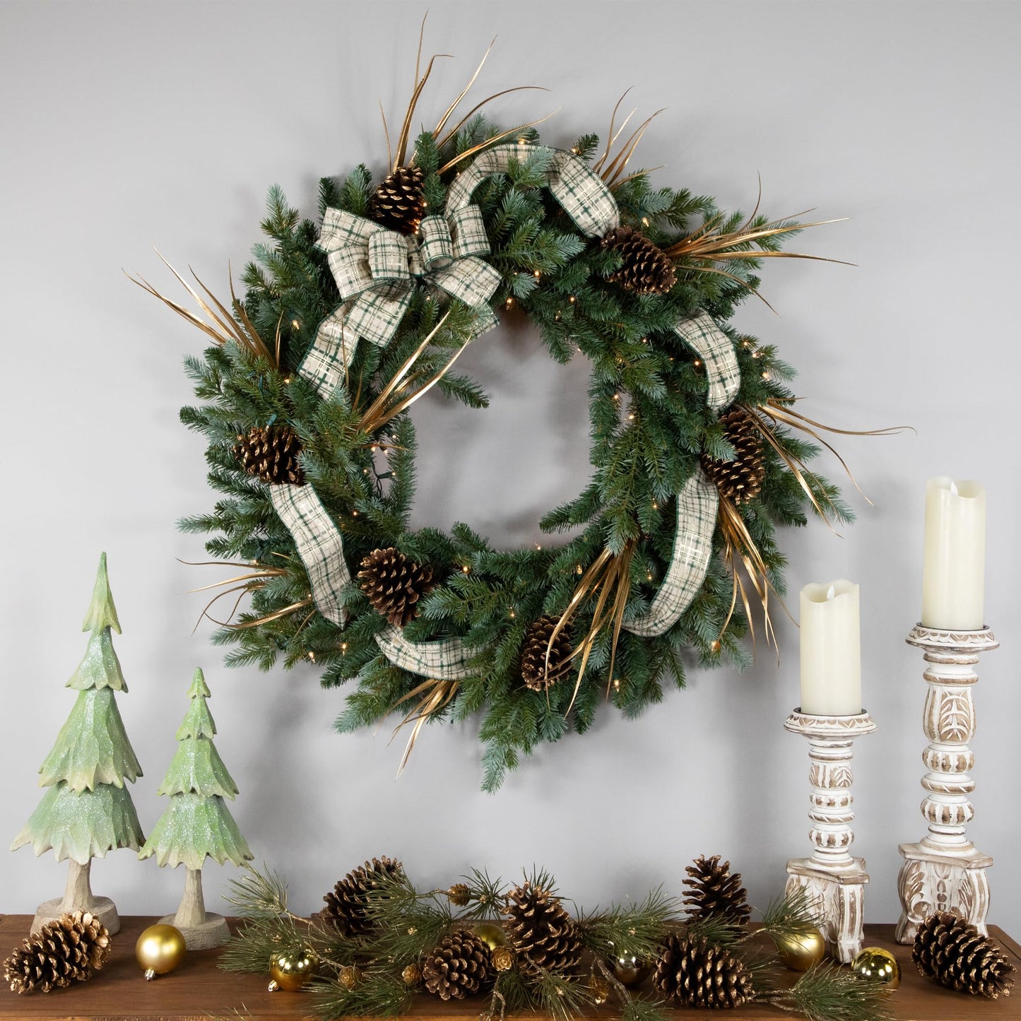 Northlight Pre-Lit Blue Spruce Artificial Christmas Wreath Clear Lights, 48", Green