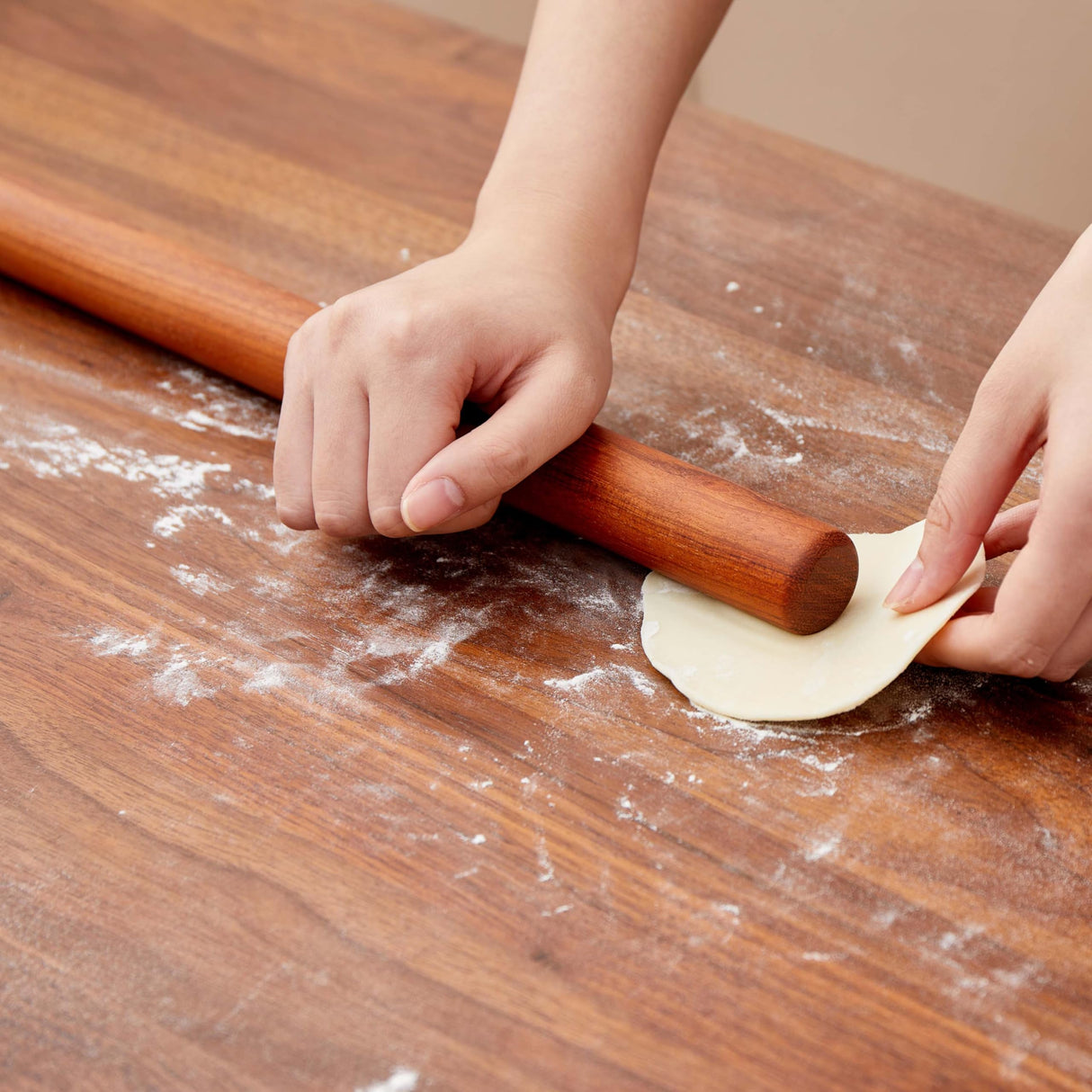 Wood Rolling Pins for Baking- Fulimax 16" Classic Wooden Rolling Pin for Dough, Rodillo Para Masa for Fondant Pizza Pie Crust Cookie Pastry Pasta, Baking Essentials, Rosewood Fulimax