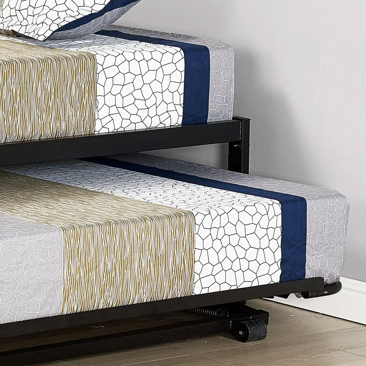 Kings Brand Furniture Twin Size Black Metal Platform Bed With Pop Up Trundle Kings Brand Furniture