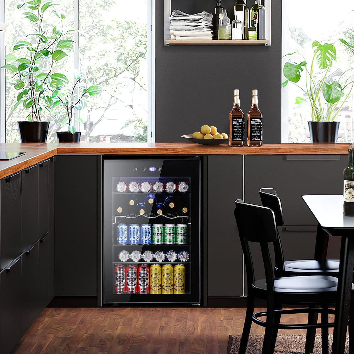 Kismile 4.5 Cu.ft Beverage Refrigerator and Cooler, 145 Can Mini Fridge Glass Door,Digital Temperature Display for Soda, Beer or Wine, Small Drink Dispenser Cooler for Home, Office or Bar(Black) Kismile