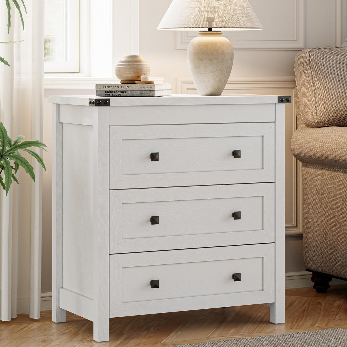 Dresser for Bedroom with 3 Drawers, Small Chests of Drawers, 27.55" Wide Farmhouse Wood Nightstand Bedside Cabinet End Table, Modern Closet Storage Organizer for Living Room, Entryway, Hallway, White Xixini
