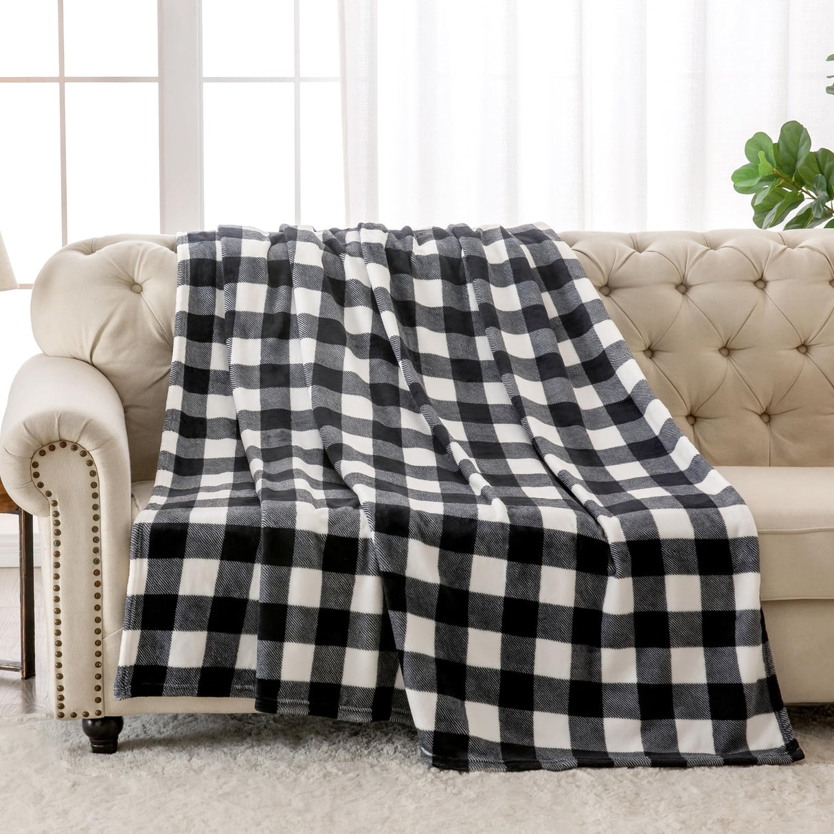 BEDELITE Plaid Fleece Throw Blanket for Couch, Black & White Checkered Flannel Blanket, Cozy & Soft Buffalo Plaid Decor Blanket for Women, Men, 50"x60" BEDELITE
