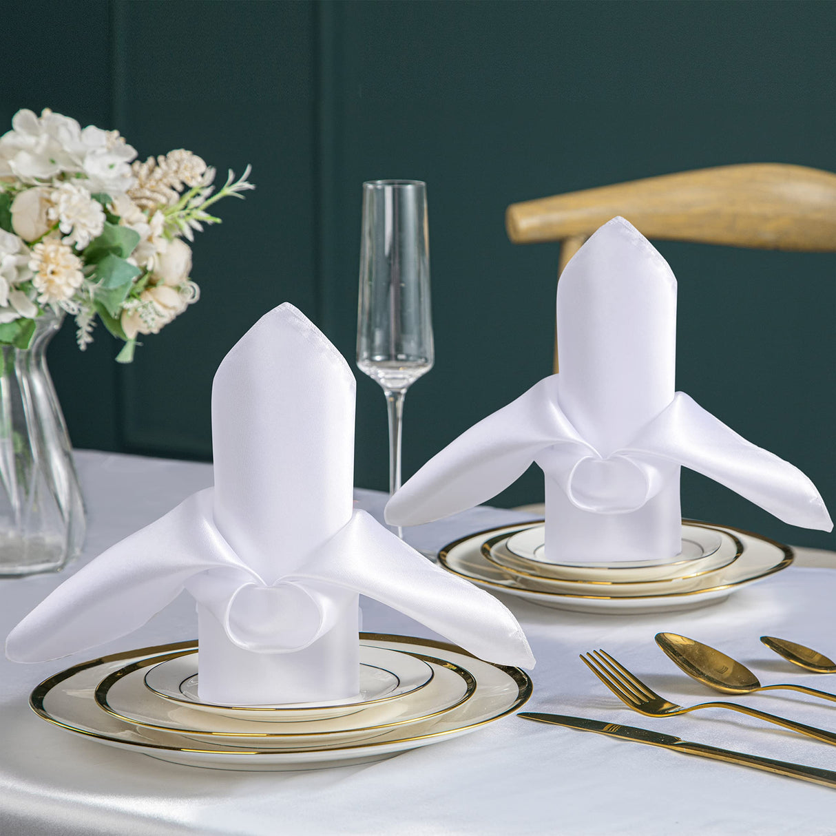 VACVELT 50 Pack White Satin Napkins 17x17 Inch Wedding Napkins Bulk, Decorative Elegant Dinner Napkins Square Table Napkins Decor, Silky Satin Cloth Napkins for Restaurant Banquet Graduation Party VACVELT