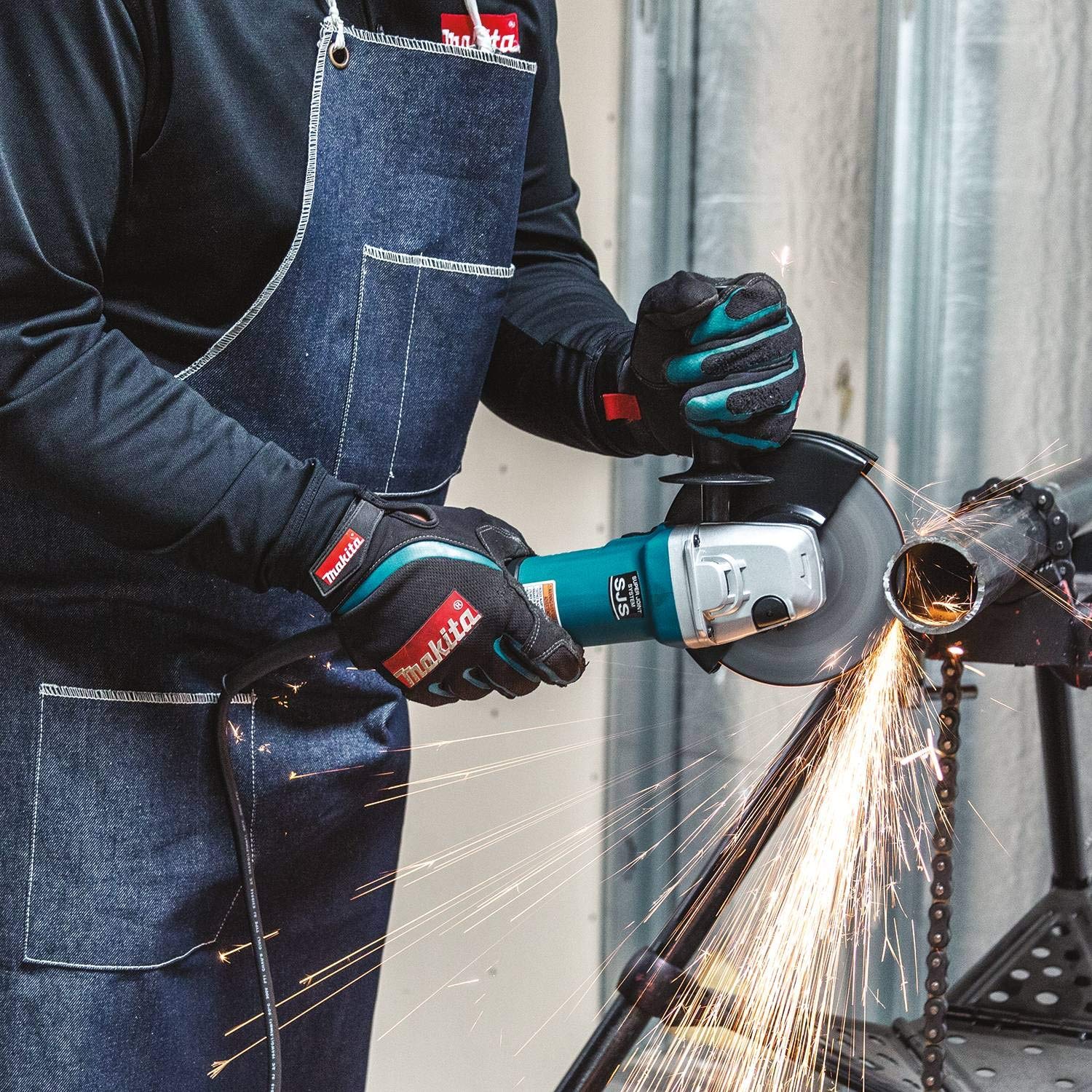 Makita 9566CV 6" SJS™ High-Power Cut-Off/Angle Grinder - WoodArtSupply