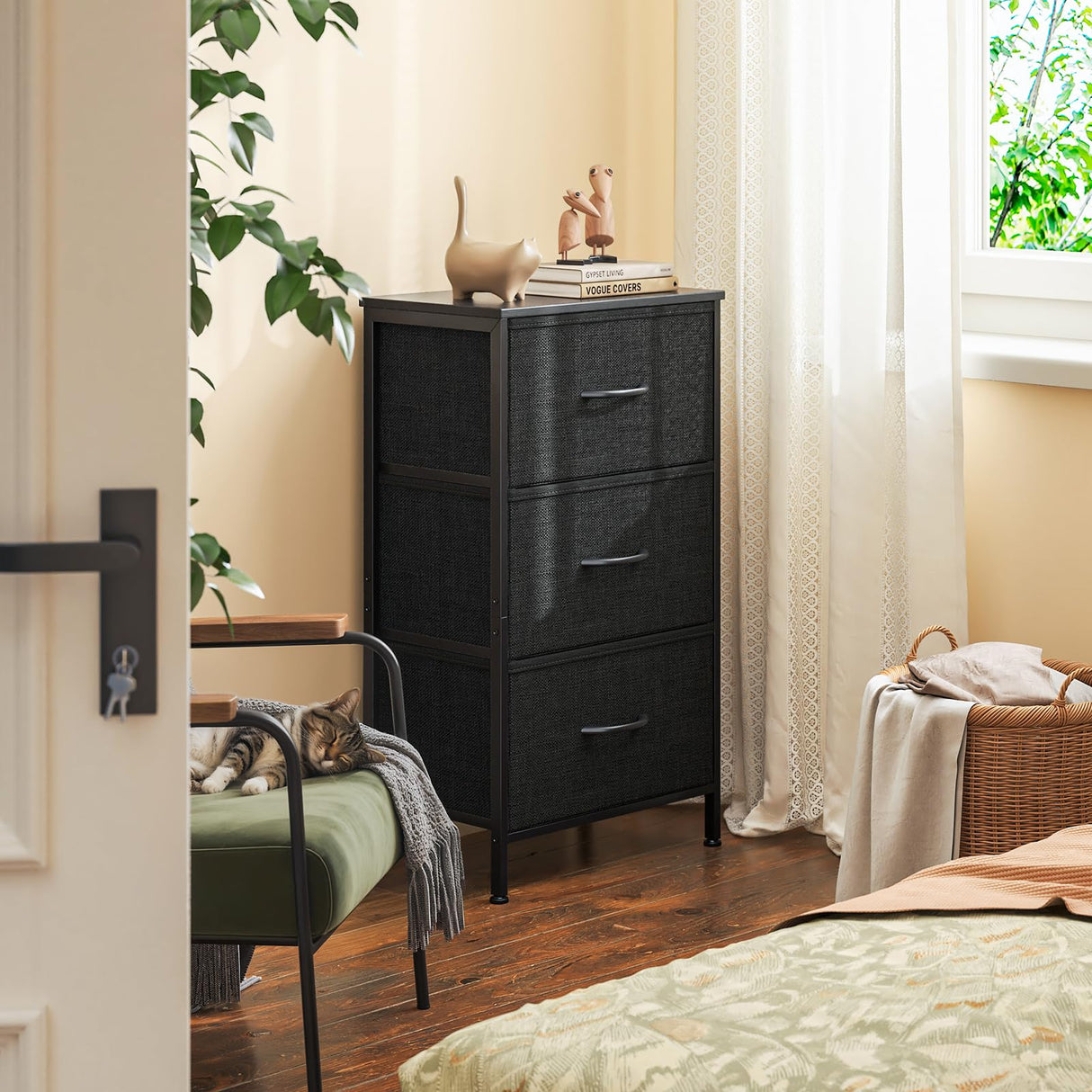 Casaottima Dresser for Bedroom Nightstand, Small Fabric Dresser Chests of Drawers, Closet Organizers and Storage with 3 Drawers, Black Casaottima