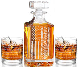 Whiskey Decanter Set for Men, We The People Decanter Set with Glasses, Engraved American Flag Decanter for Liquor Bourbon Gifts for Men Unique Birthday Father's Day Gifts for Men Dad YJGS