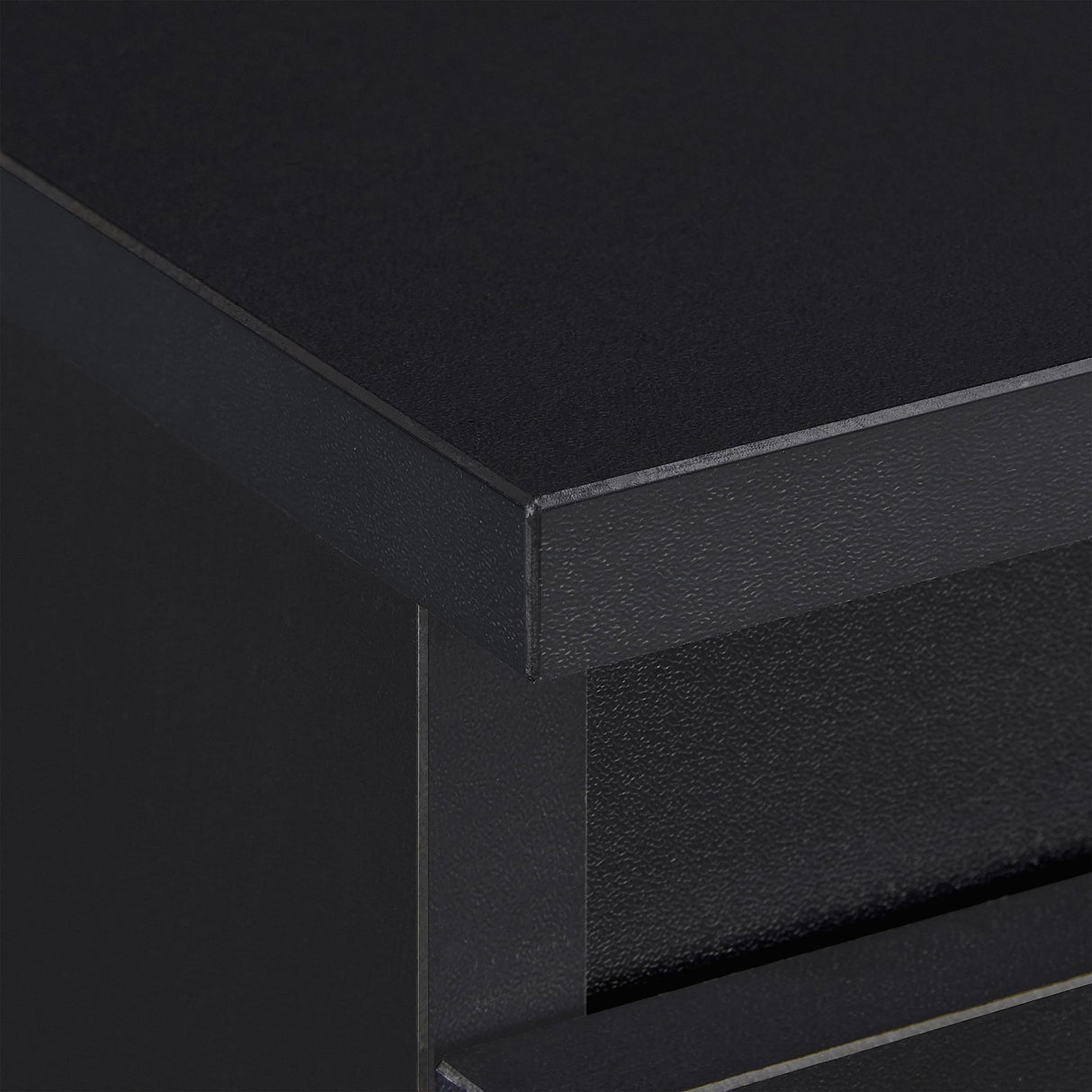 Yaheetech Nightstand with Drawer, 3 Drawers Bedside Table with Sturdy Base, Wood Bedside Cupboard Accent Table with Storage Space for Bedroom, Easy Assembly, Black Yaheetech