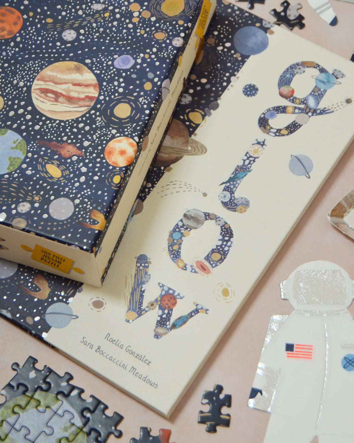 Glow Puzzle: 500 Piece Space-Themed Jigsaw Puzzle Magic Cat