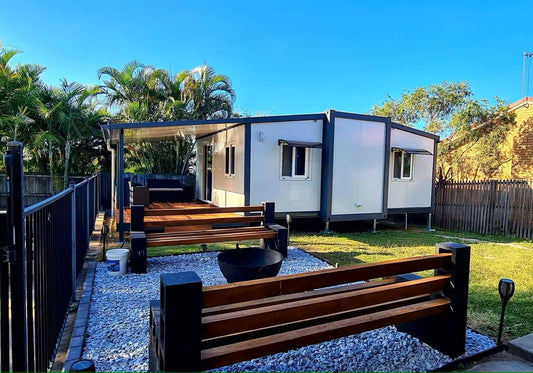 40 FT Tiny House to Live in, Portable Prefab House with 2 Bedroom,1 Fully Equipped Bathroom, and Kitchen, Prefabricated Container House for Adult Living, Foldable Mobile Home with Steel Frame (40 FT)