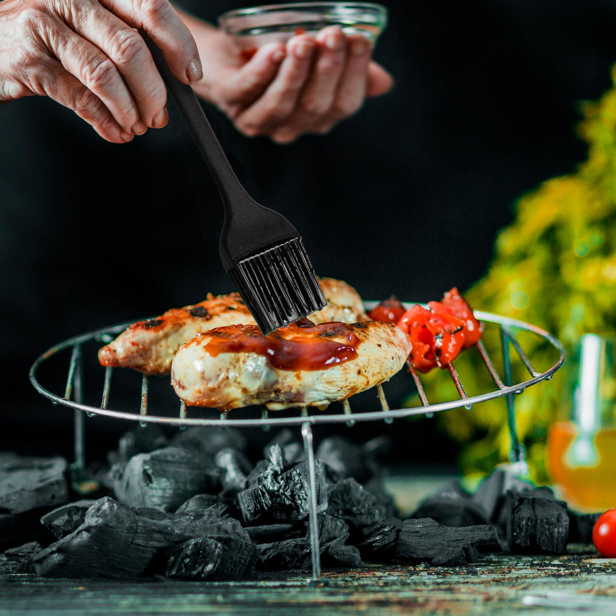 Heat Resistant Basting Brush Set, Tradyx Pastry Brush, Silicone Brush For Cooking And Baking, bbq Brushes For Sauce, Durable Steel Structure And One Pieces Design, Dishwasher Safe, 2 Pcs, (Black) TRADYX