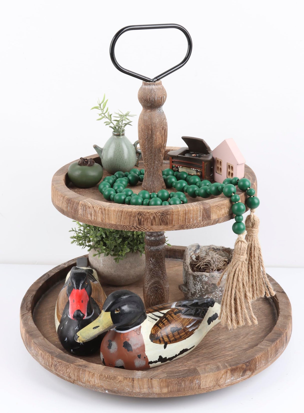 Yagoo St Patricks Day Wood Bead Garland with Tassels, Farmhouse Rustic Prayer Beads Boho Tassel Garland Decorative Beads for Home Decor (Green) Yagoo