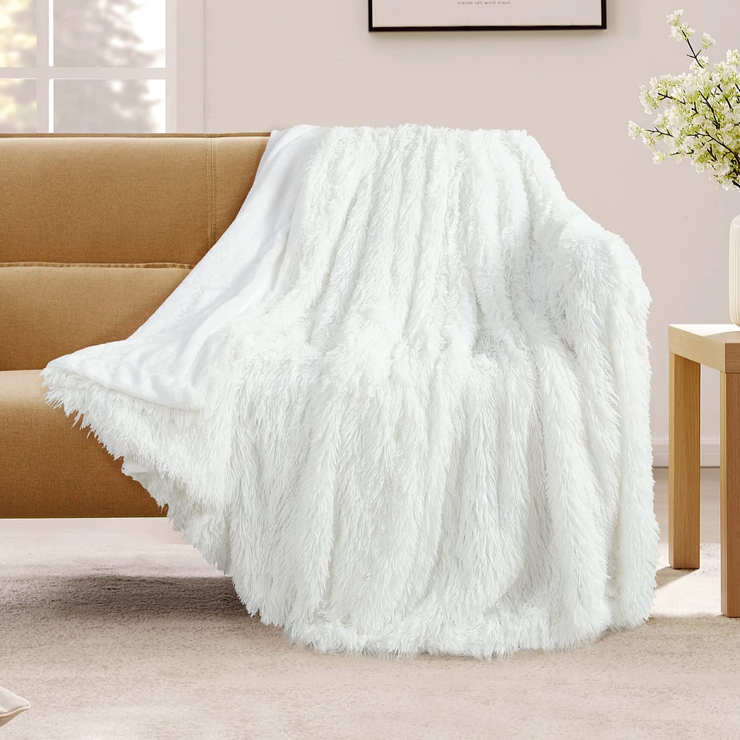 XYYZYZ Super Fluffy Throw Blanket, Faux Fur Fuzzy Blanket for Couch Sofa Bed, 50x60 Inches, Pure White