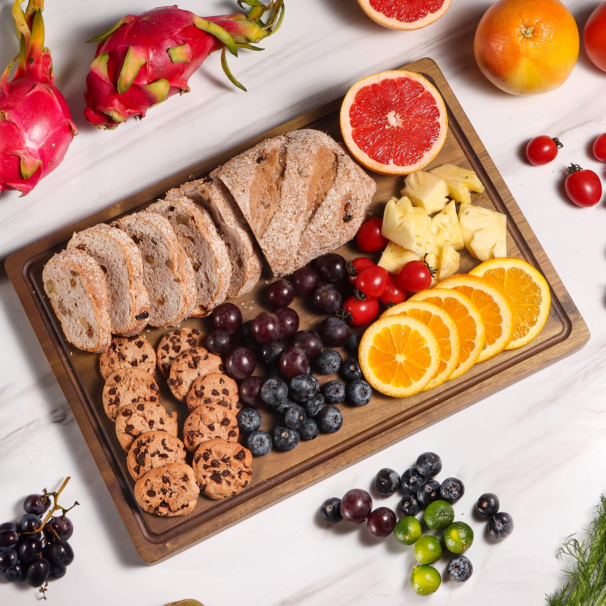 Wood Cutting Board for Kitchen, Large Wooden Thick Chopping Board with Juice Groove and Handles, Pre-Oiled Carving Tray for Meat & Cheese (17 x 12 inch) Lelwoy