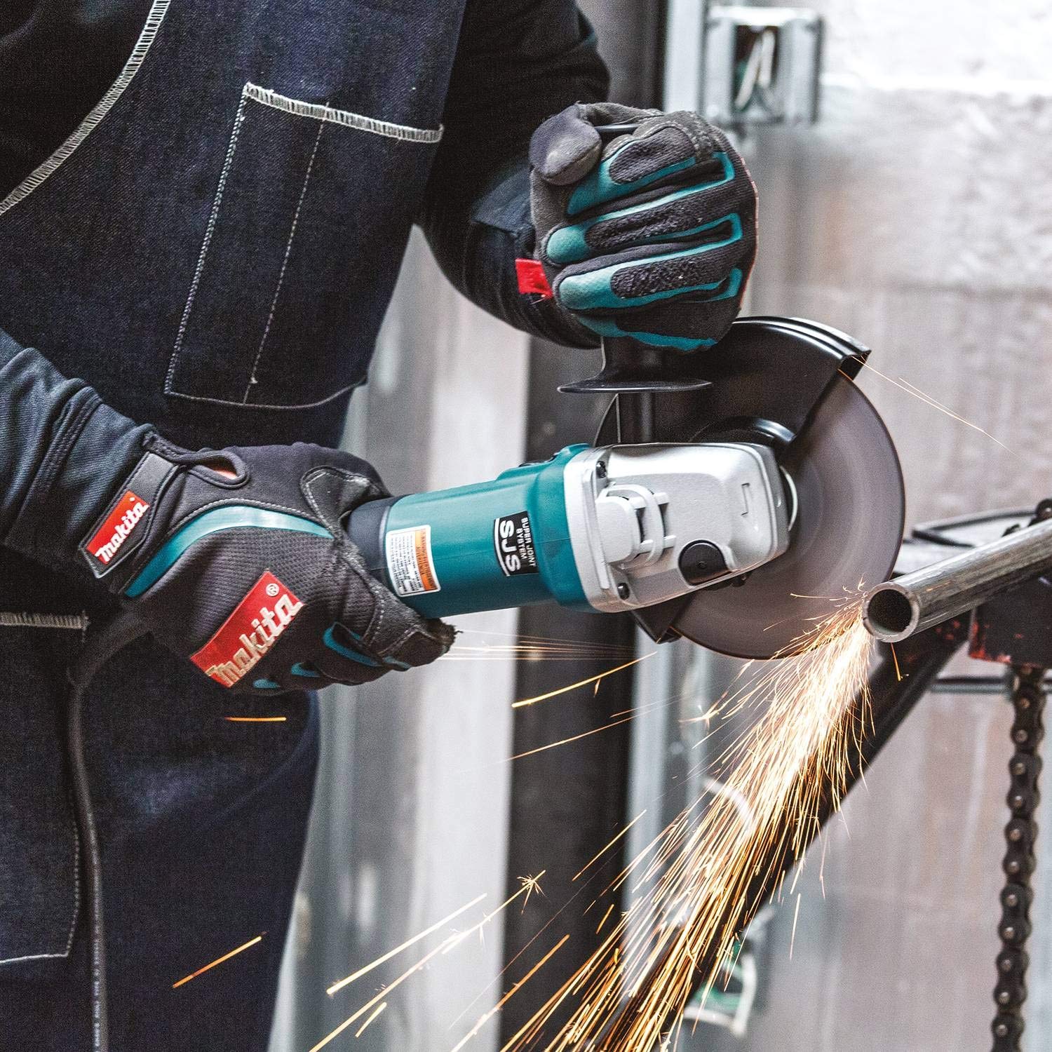 Makita 9566CV 6" SJS™ High-Power Cut-Off/Angle Grinder - WoodArtSupply