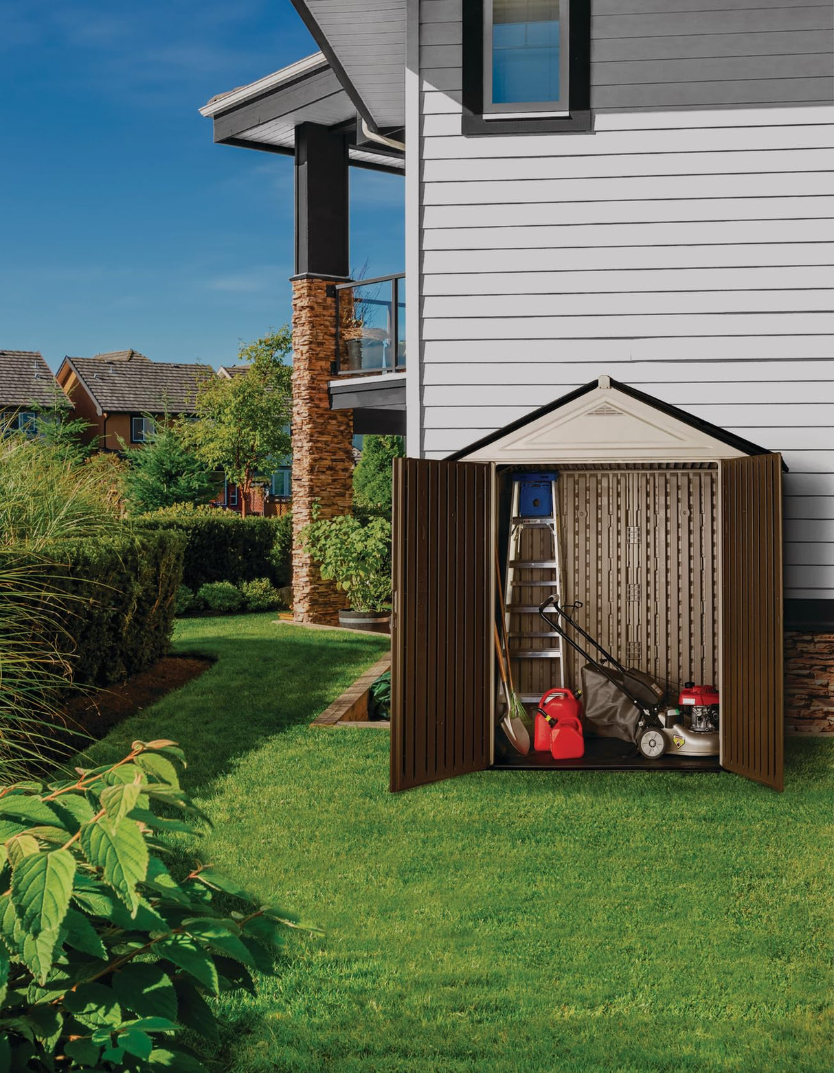 Rubbermaid Resin Outdoor Storage Shed With Floor (7 x 3.5 Ft.), Weather Resistant, Brown/Grey, Organization for Home/Lawn Mower/Backyard Equipment/Bike Storage/Pool Supplies Rubbermaid