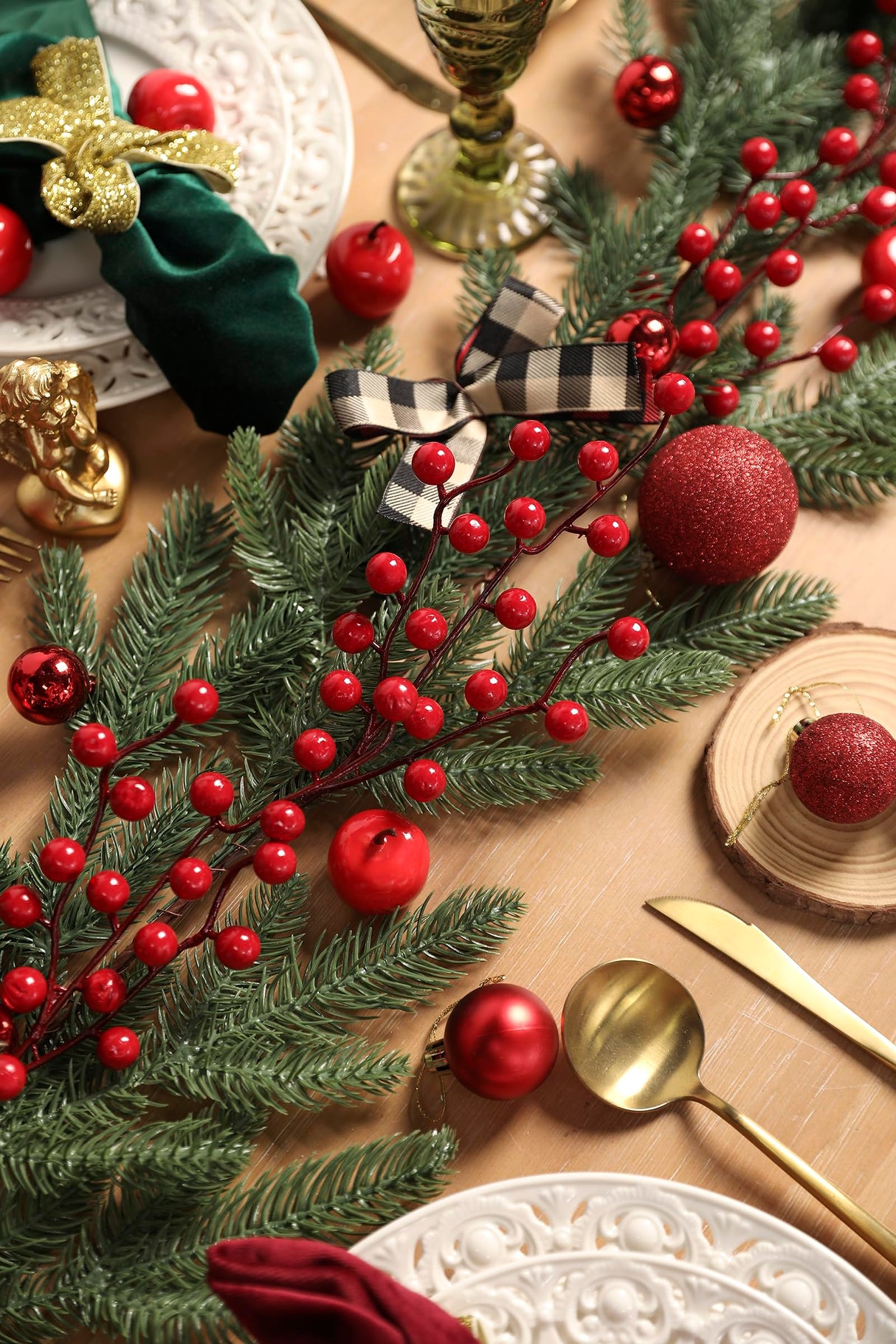 YYHUAWU 6FT Christmas Garland with Red Berries Bows Christmas Balls, Multi-Function Christmas Pine Needles Garland for Mantle Table Front Door Indoor Outdoor Christmas Holiday Decor YYHUAWU