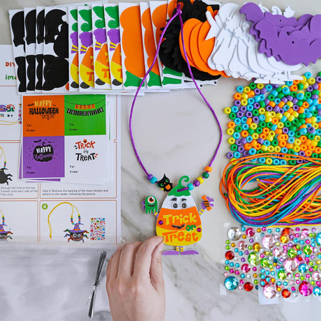 Winlyn 24 Sets Halloween Craft Kits DIY Art Sets Spider Bat Ghost Pumpkin Foam Stickers for Kids Fall Home Classroom Activities Trick-or-Treat Party Favors Winlyn