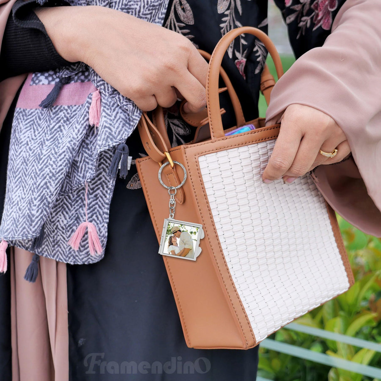 Framendino, 6 Pack Sublimation Compact Mirror Blanks Pocket Folding Mirror Keychain Double Sided for Purse Square Round Framendino