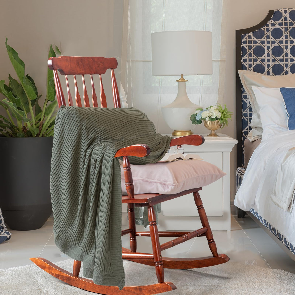 VINGLI Solid Wooden Rocking Chair, Outdoor Rocking Chair with Higher Backrest, Patio Rocker with Comfortable Seat, All Weather Rocking Chair for Garden, Yard, Balcony, Brown VINGLI