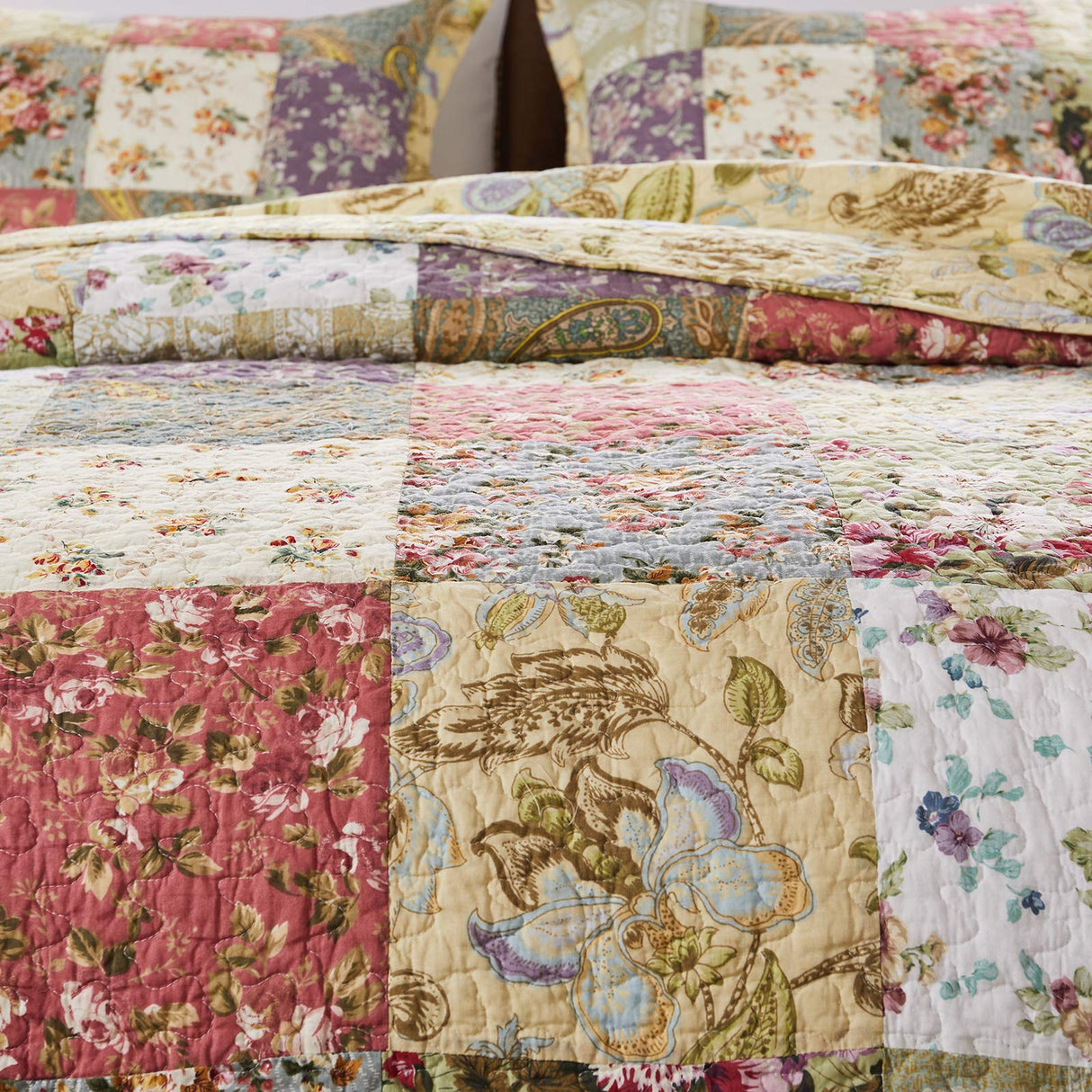 Greenland Home Blooming Prairie 100% Cotton Authentic Patchwork Quilt Set, 2-Piece Twin/Twin XL, Model:GL-0809CMST Greenland Home Fashions