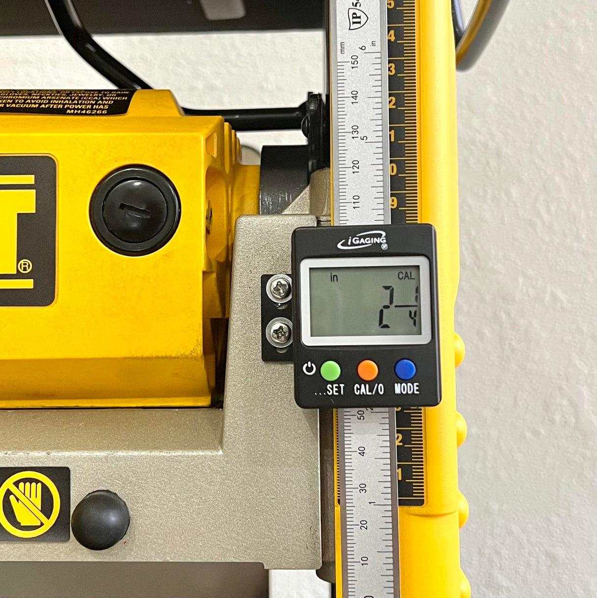 iGaging EZ-View Digital Planer Readout DRO for Portable Planer - Planer Accessories Kit for Dewalt 734 735 and More! IP54 Dust and Moisture Protection (35-600-P6 iGaging
