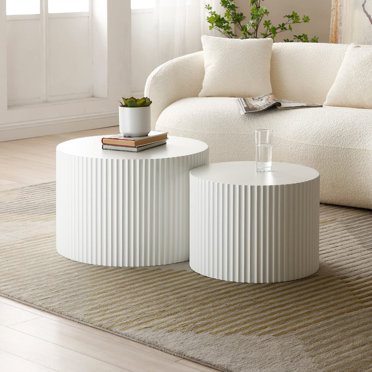 kevinplus White Round Nesting Coffee Table Set of 2 Modern Drum Side Table End Table for Living Room, Wood Circle Embossed Design Coffee Table Contemporary Living Room Table Set, Matte White kevinplus