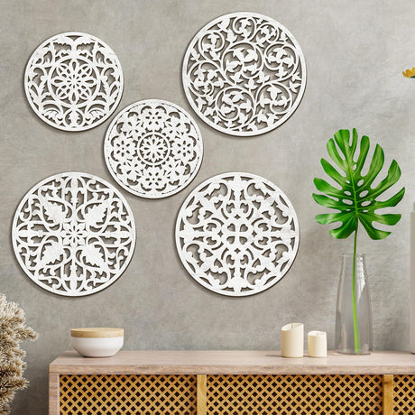 Wonderjune 5 Pcs Rustic Wall Medallion Decor Floral Carved Wood Wall Decor Farmhouse White Wooden Hanging Wall Art Sculpture Boho Vintage Wall Plaques Sign for Home Bedroom Living Room Office Decor Wonderjune