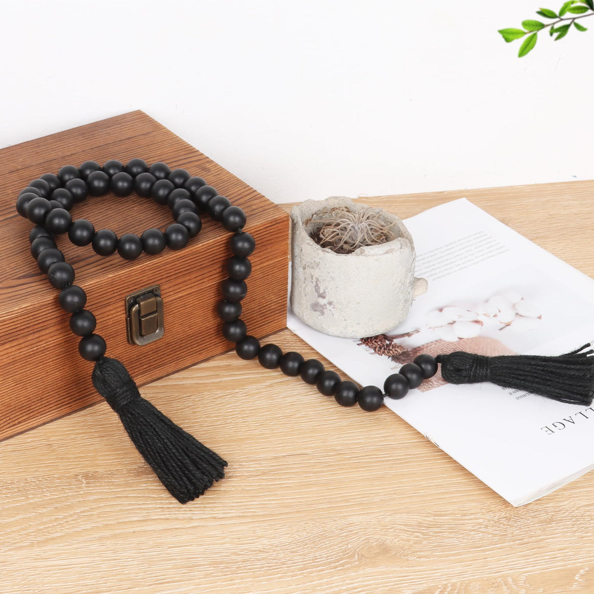 RAMIRABI Wood Beads Garland with Tassels Farmhouse Beads Rustic Prayer Beads Boho Beads for Boho Home Decor,Wall Hanging Decoration (Black) RAMIRABI