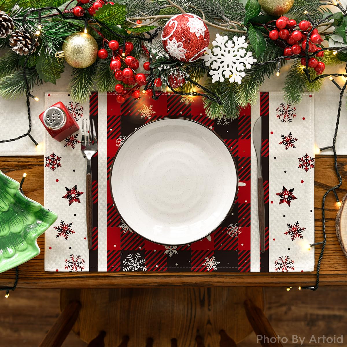 Artoid Mode Buffalo Plaid Snowflakes Winter Placemats Set of 4, 12x18 Inch Christmas Table Mats for Party Kitchen Dining Decoration Artoid Mode
