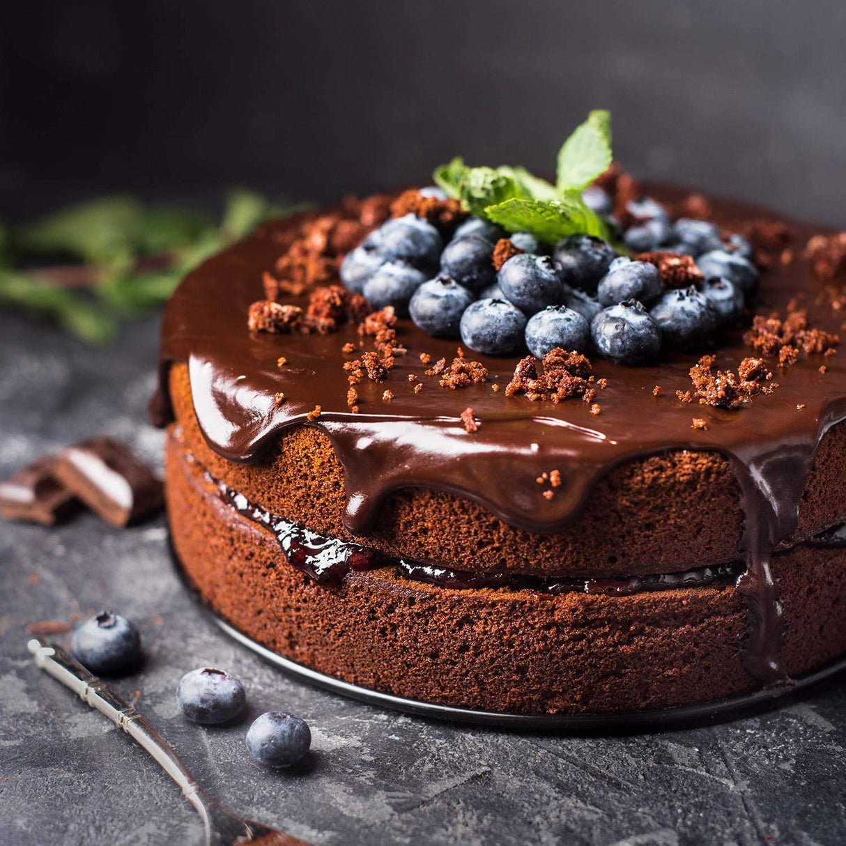 HIWARE 8-Inch Round Cake Pan Set of 3, Nonstick Baking Cake Pans with 90 Pieces Parchment Paper, Dishwasher Safe HIWARE