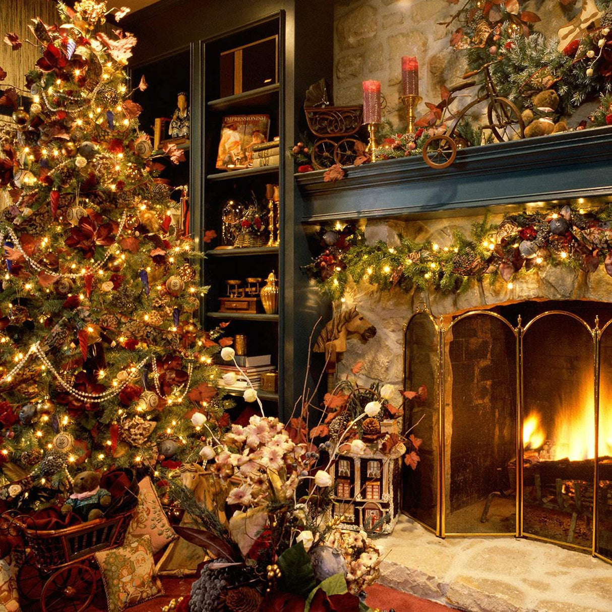 LED Christmas Mini Lights, 75 Feet 200 LED Clear Bulbs String Lights with 8 Light Modes, Connectable Fairy Lights Plug in for Outdoor Xmas Trees Garland Wreath Holiday Decorations, Warm White Minetom