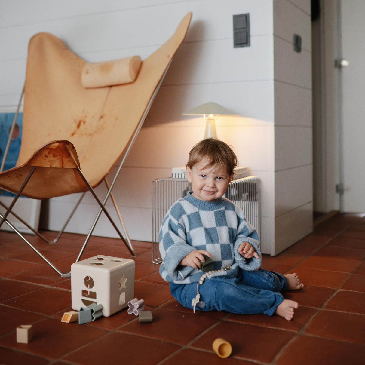 mushie Shape Sorting Box | Educational Learning Toy for Toddlers with 12 Shapes | Made in Denmark (10+ Months) mushie