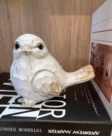 WHITE Bird Table Decor Wood Grain Effect Bird Figurine, Bird Statue Sculpture - Carved Rustic Animal Bird Ornaments - Home Decor Accents Collectible Bird Figurine for Wedding Housewarming Christmas realideas